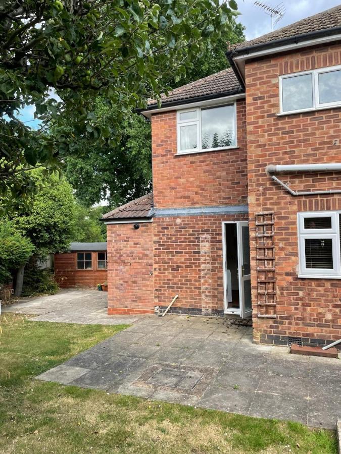 5 Bed House, 32 Tutbury Avenue, Cannon Park, Coventry, Cv4 7Bjヴィラ エクステリア 写真