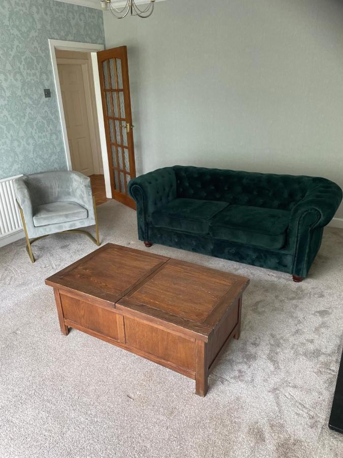 5 Bed House, 32 Tutbury Avenue, Cannon Park, Coventry, Cv4 7Bjヴィラ エクステリア 写真